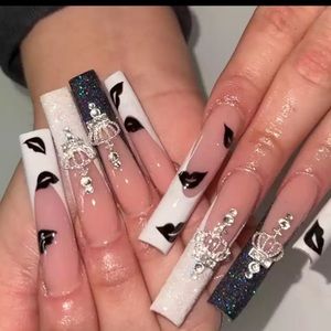 NEW 24Pcs Press on Nails Long Luxury Fake Nails Full Cover GLUE included